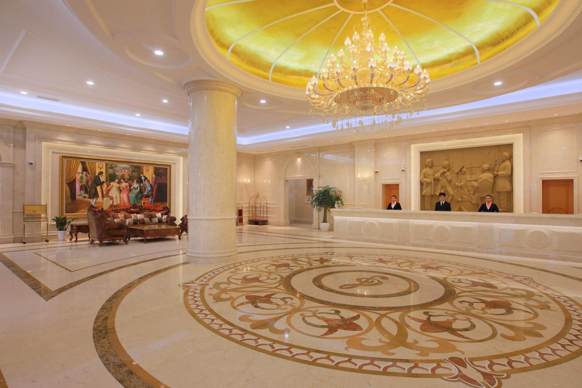Venus International Hotel Shanghai South Shenjiang Road Bagian luar foto