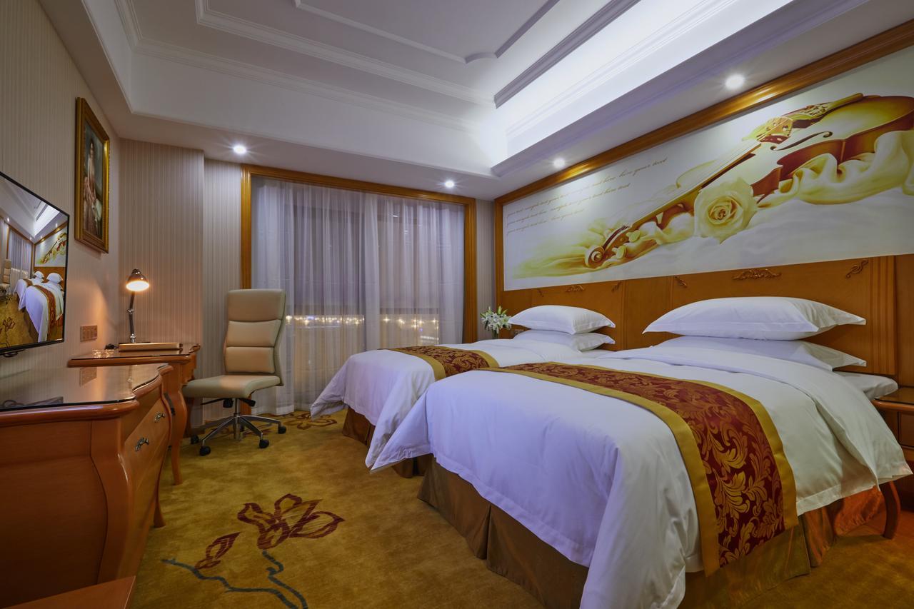 Venus International Hotel Shanghai South Shenjiang Road Bagian luar foto