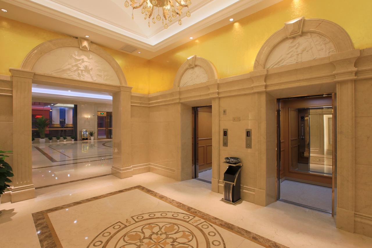 Venus International Hotel Shanghai South Shenjiang Road Bagian luar foto